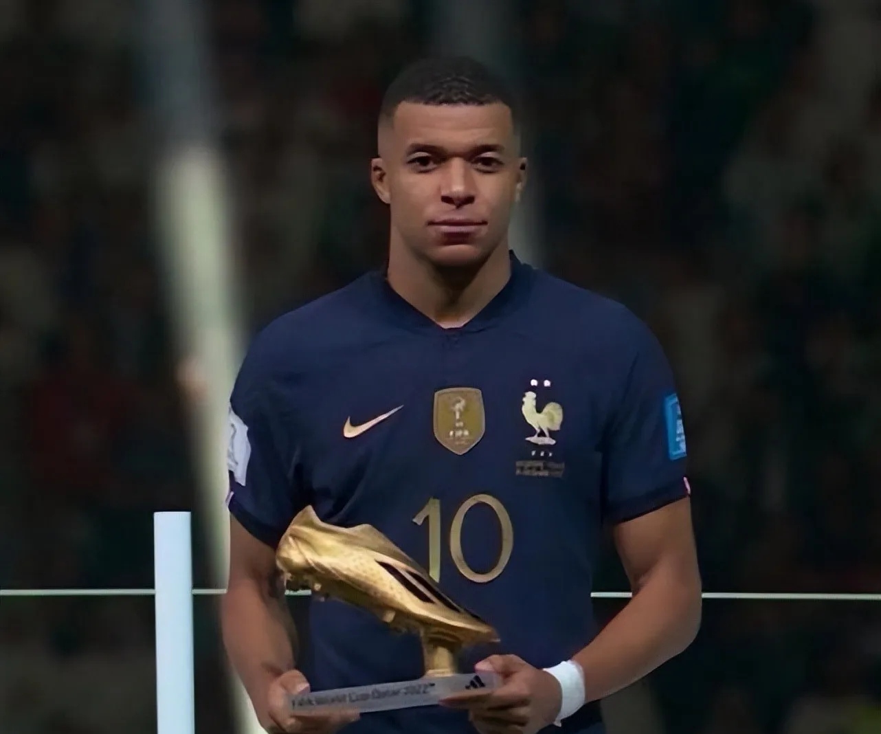 kaiyun-姆巴佩连续二十场比赛得分超过出色发挥，法国队不断突破！赢得满堂喝彩的简单介绍