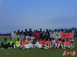 武汉三镇极限逼平北京国安