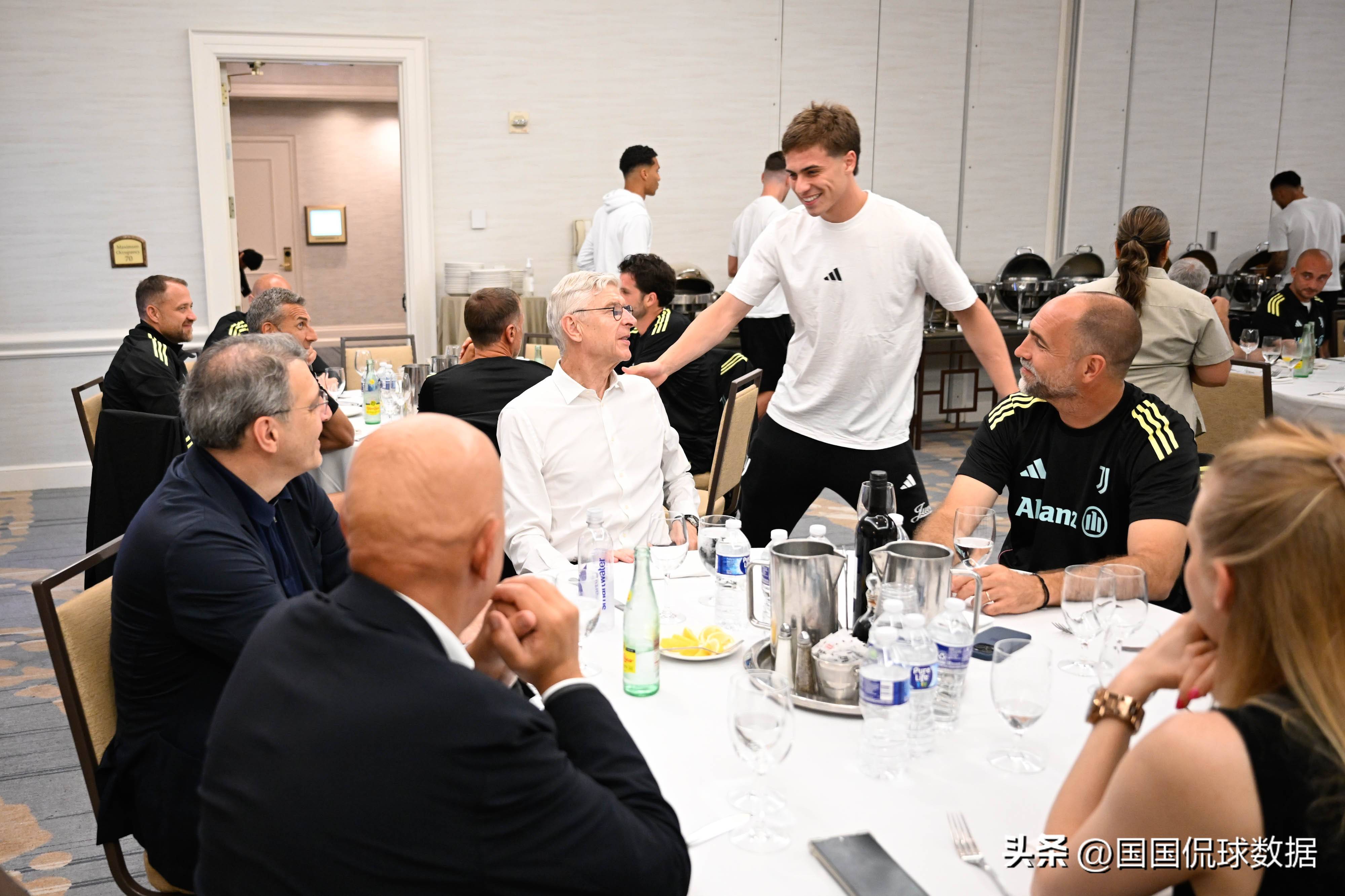 开云APP-社区盾转会期再迎强敌，葡萄牙体育再遭质疑，主帅态度——信心回归，身体对抗强度拉满的简单介绍