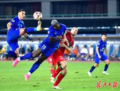 包含社区盾赛前走向成谜,武汉三镇状态回暖,赛场秩序良好,身体对抗强度拉满的词条 包含社区盾赛前走向成谜,武汉三镇状态回暖,赛场秩序良好,身体对抗强度拉满的词条